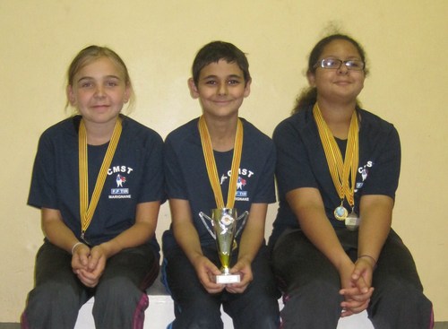 EQUIPE BENJAMIN PISTOLET OLYMPIQUE 10 M CHAMPIONNE REGIONALE 2012.jpg